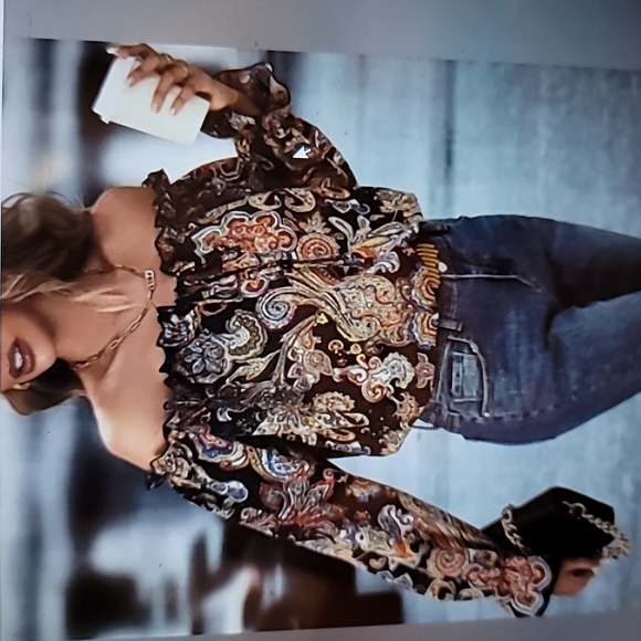 #23 Western Paisley Print Off Shoulder Blouse - Picture 5 of 7